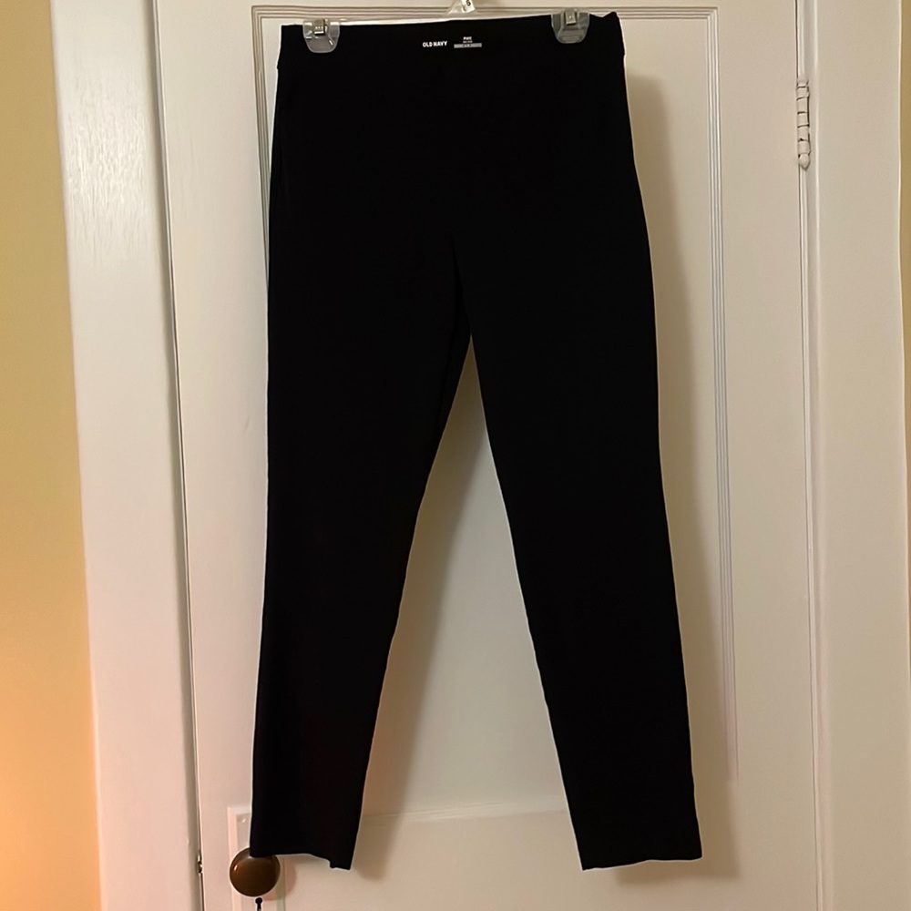 Black Old Navy Pixie Pants